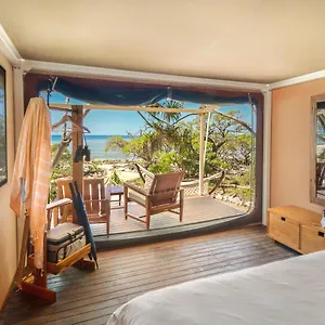 **** Resort Wilson Island Australia